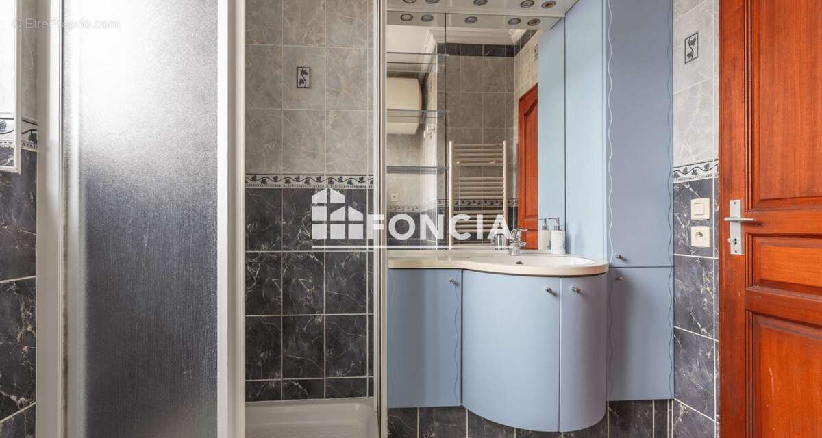 Appartement à JUVISY-SUR-ORGE