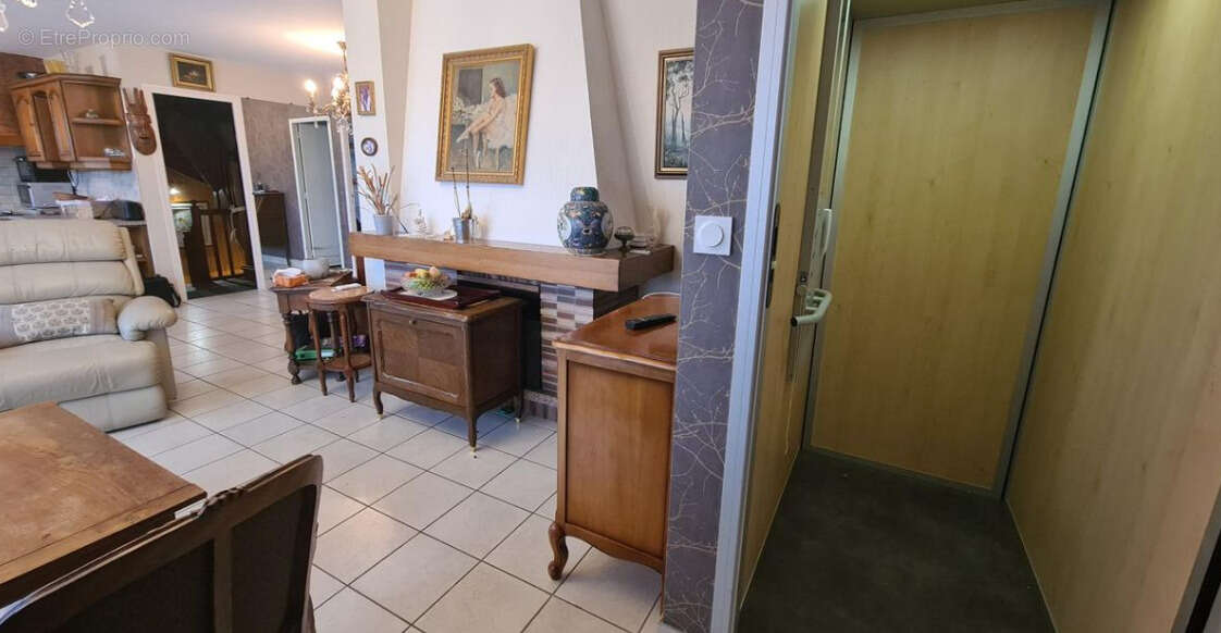 Maison à LECOUSSE