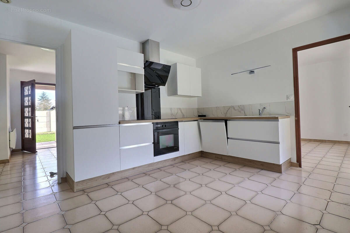 Maison à SAINT-ANDRE-DE-CUBZAC