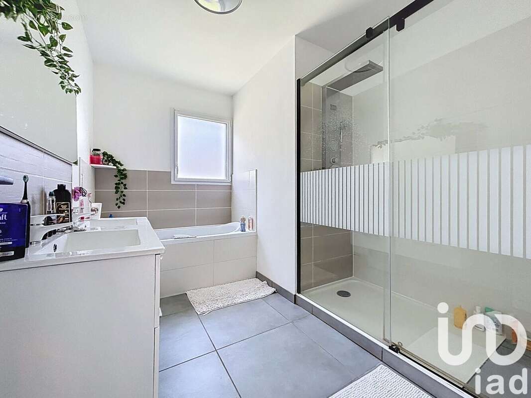 Photo 6 - Maison à THEHILLAC