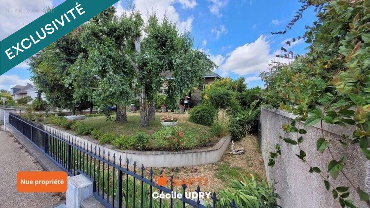 Photo 2 - Maison à LA VILLE-AUX-DAMES