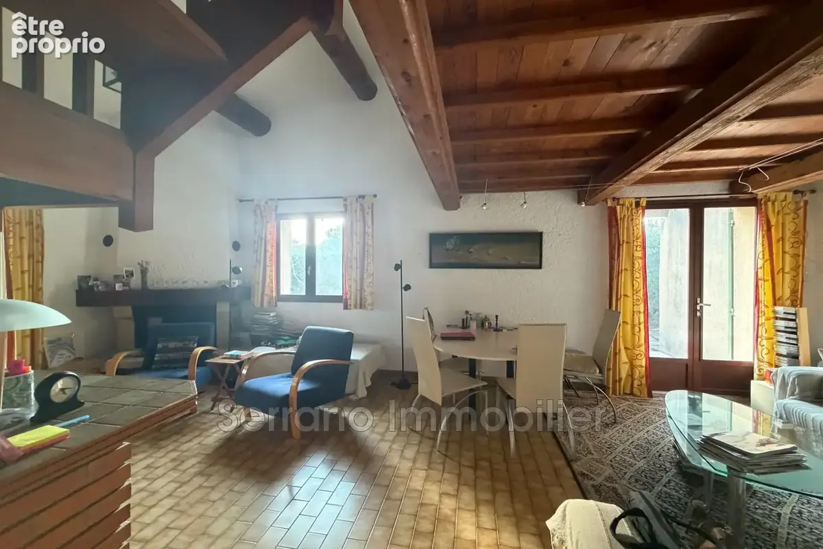 Maison 5 pièces 102 m² à vendre à Eyragues (13630) - photo 6