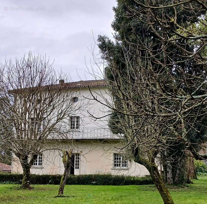 Maison à SAINT-AULAYE