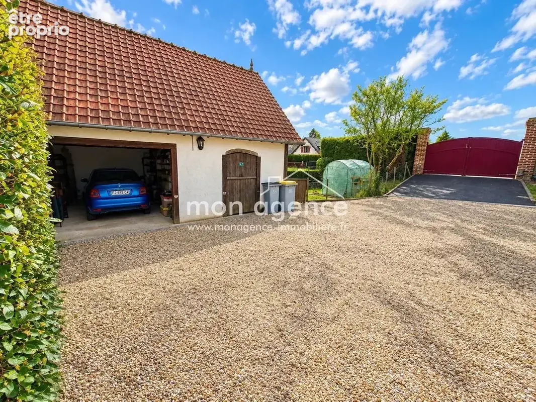Longère de caractère – 155 m² – Terrain de 1 025 m² - photo 3