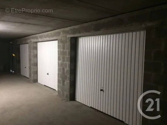 Parking à VILLEURBANNE