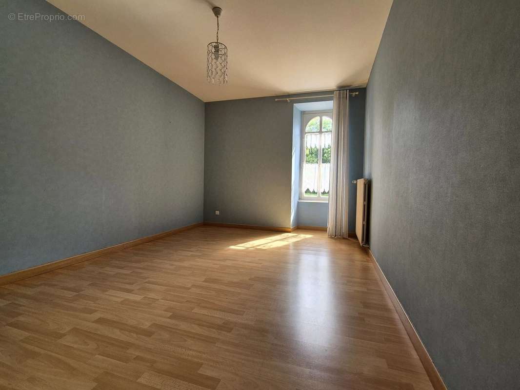 Maison à LE LION-D&#039;ANGERS