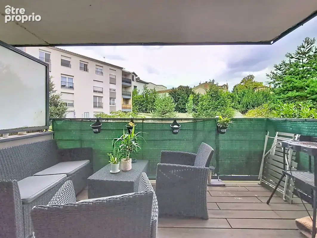Caluire t2 cote jardin - garage inclus - dpe : c - photo 10