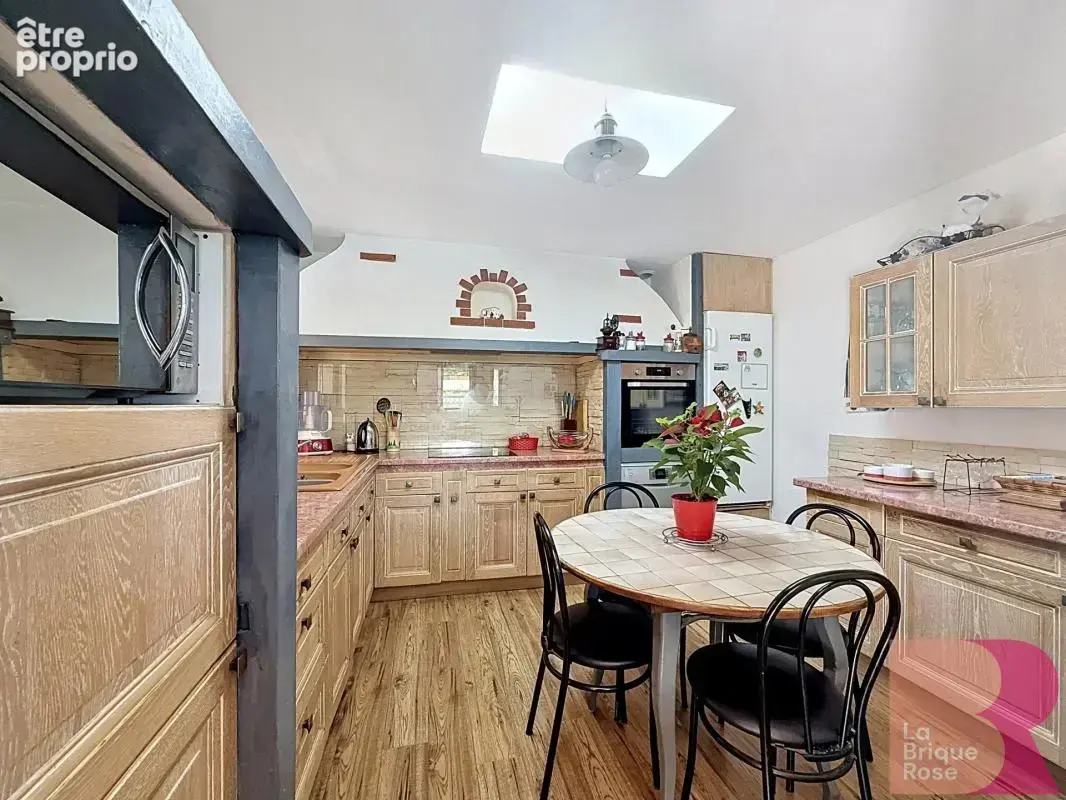 A vente cette maison individuelle T5 de 107 m² - photo 5