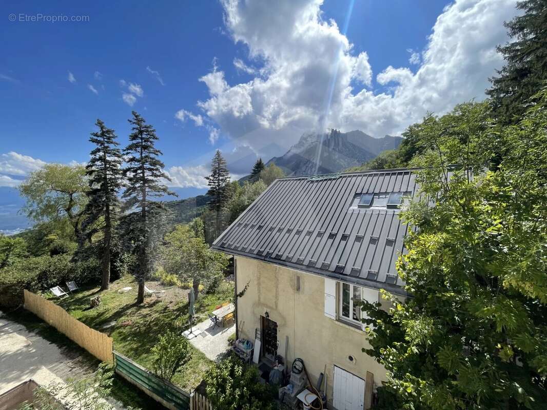 Appartement à SAINT-NIZIER-DU-MOUCHEROTTE