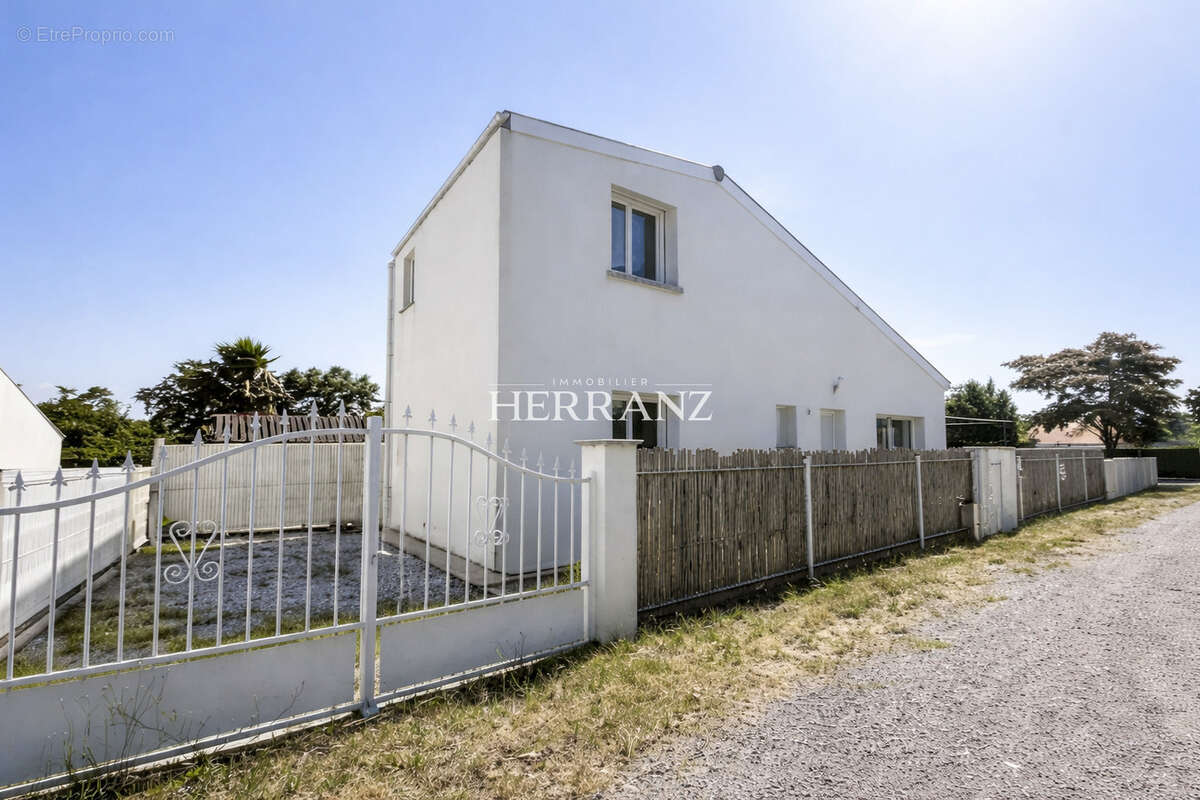 Maison à LANTON