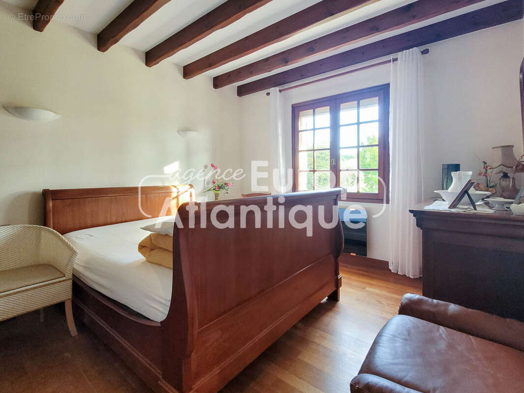 Maison à LES MATHES