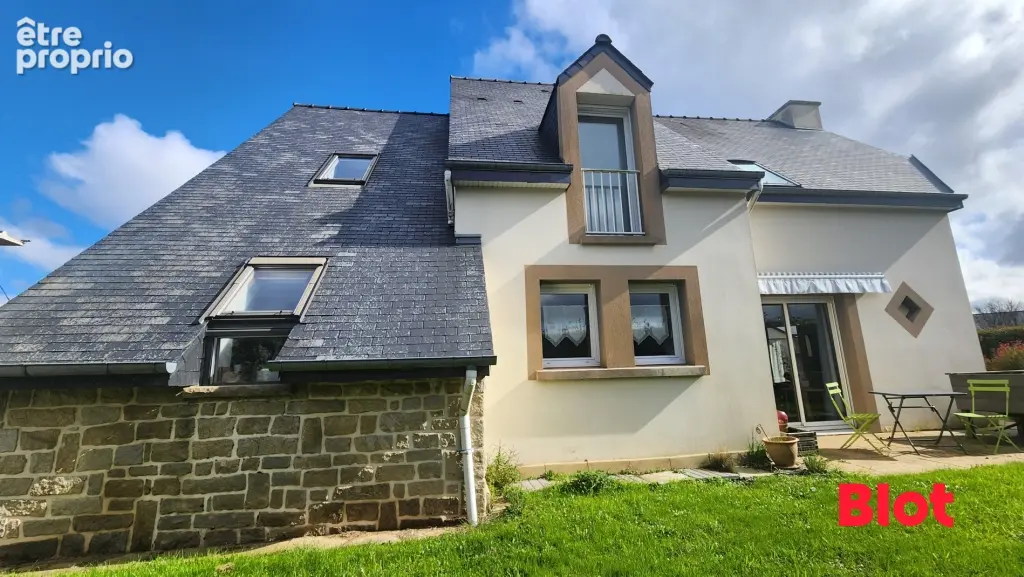 Maison à QUEVERT