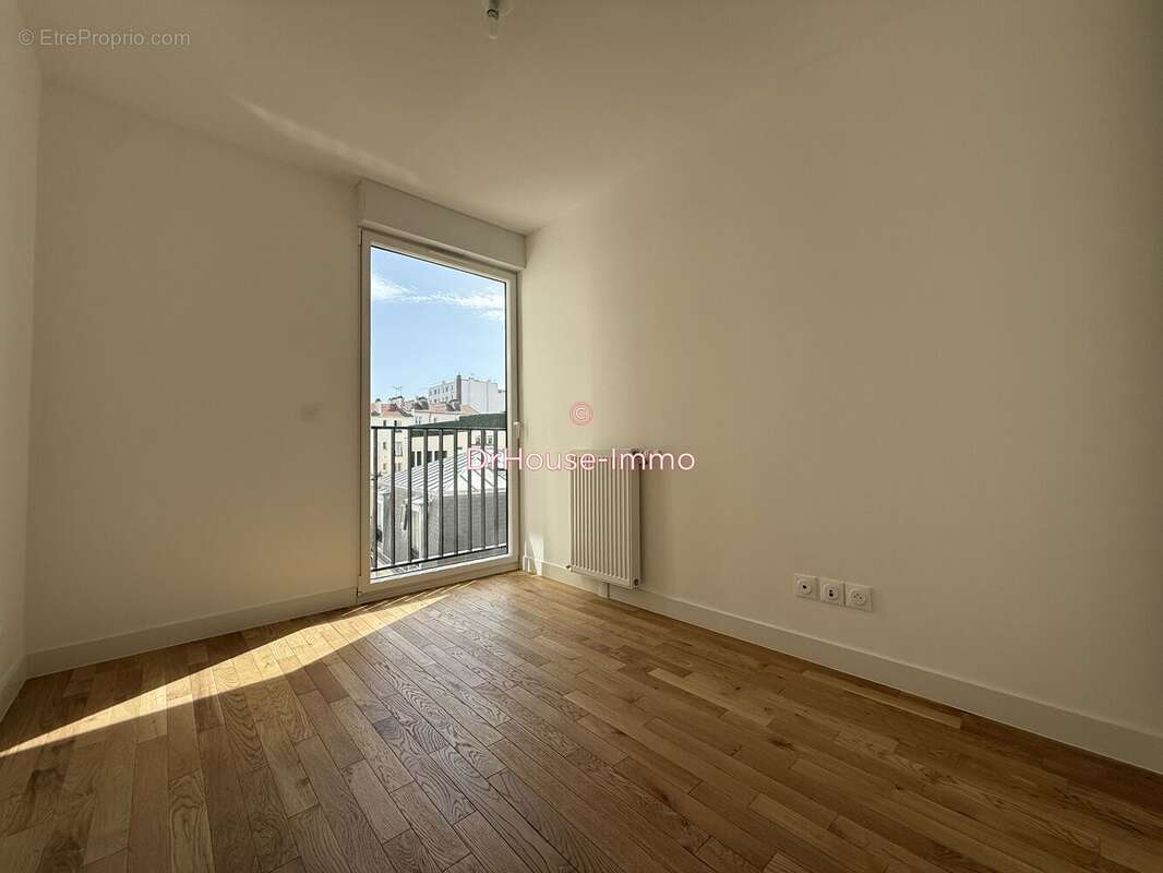 Appartement à CLICHY