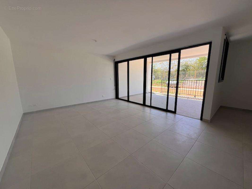 Programme neuf a la chery le diamant (97223) - t2 a partir de 215 000€ - photo 3