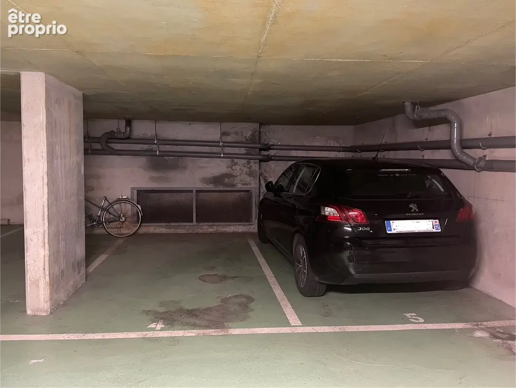 Parking à vendre- Métro Alexandre Dumas - photo 2