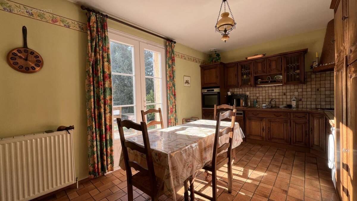 Maison à AUTUN