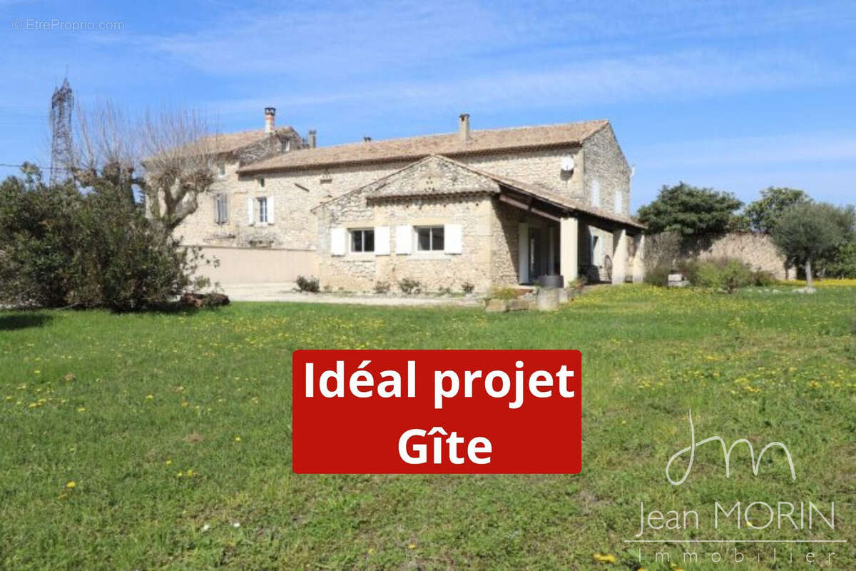 Maison à LA GARDE-ADHEMAR