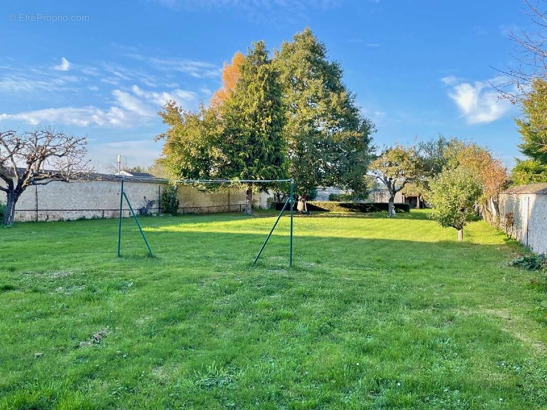 Maison à MILLY-LA-FORET