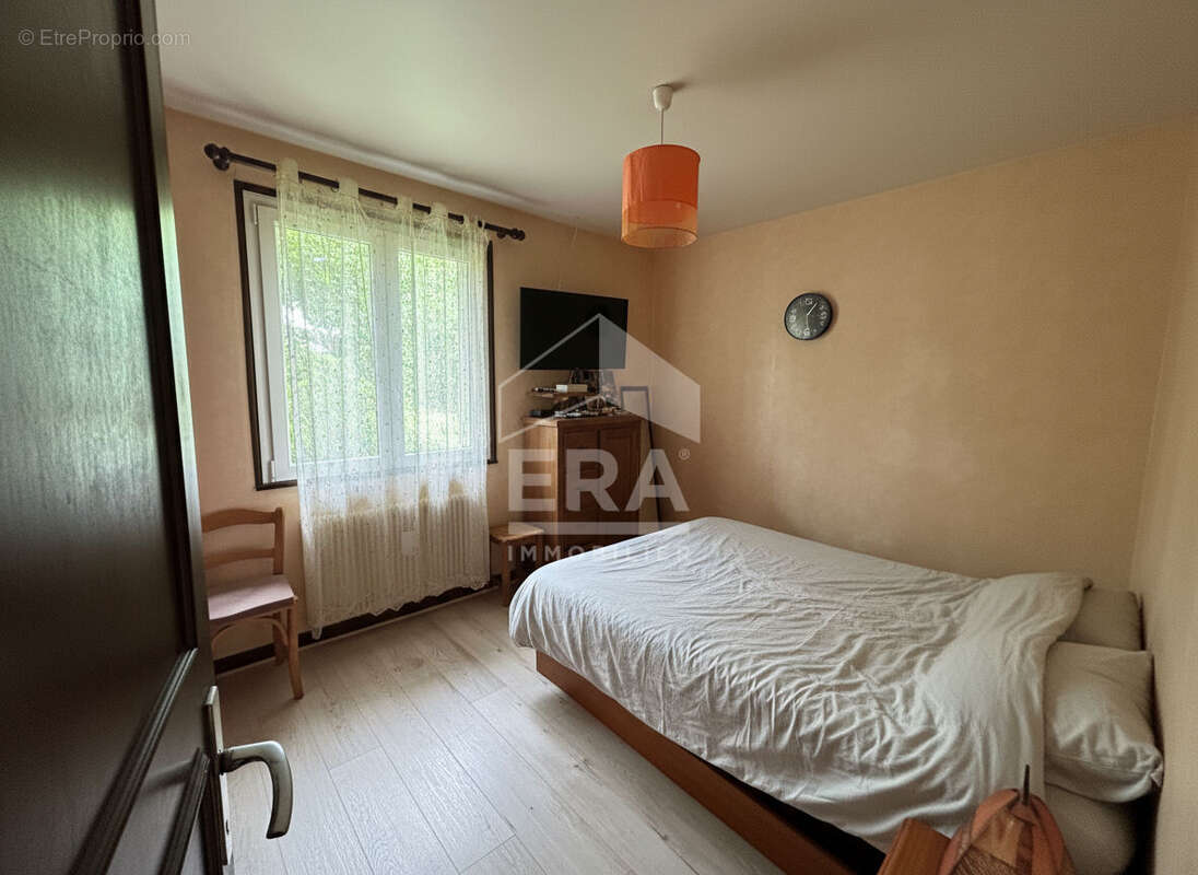 Maison à VERCEL-VILLEDIEU-LE-CAMP