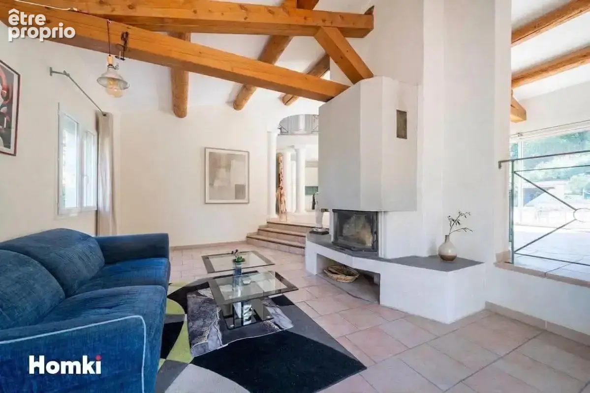Proche Aix en Provence  – Villa d’exception avec appartement indépendant, piscine et prestations énergétiques remarquables - photo 4