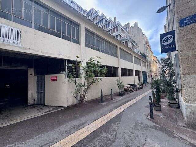 Parking à MARSEILLE-1E