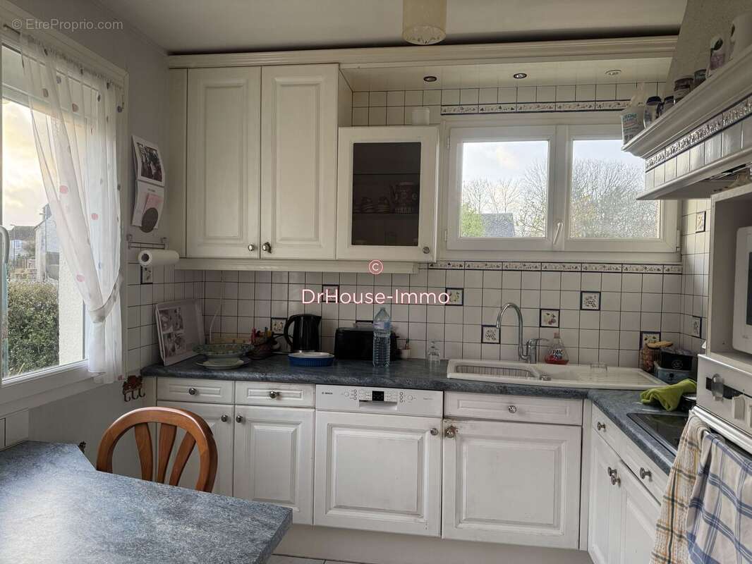 Maison 107 m² à Colomby-Sur-Thaon  - photo 3