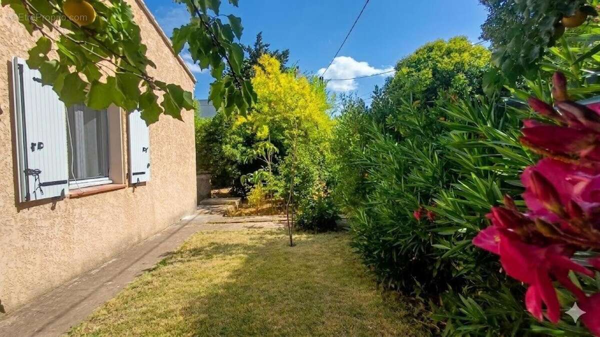 Maison 76 m² à Brignoles  - photo 2