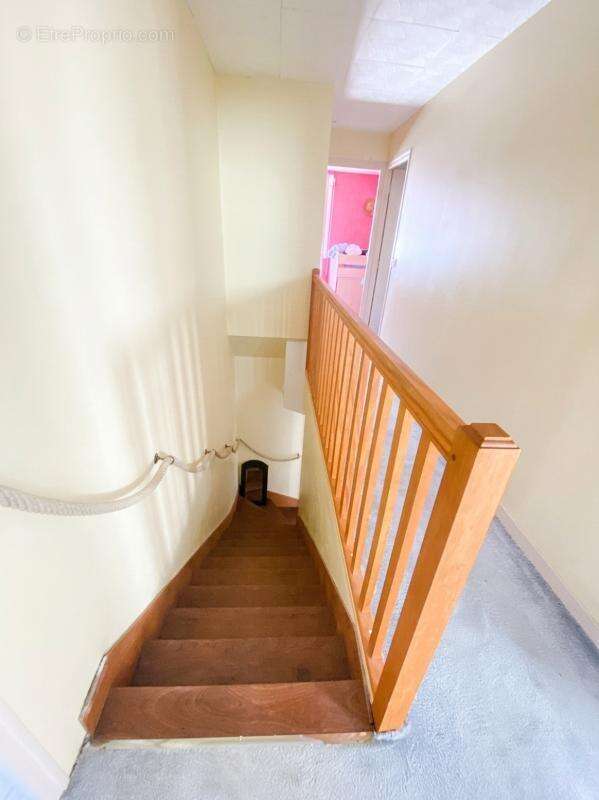 Maison à LOCQUELTAS