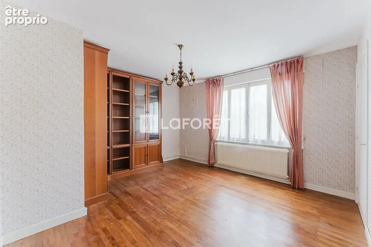 DEJA VENDU PAR LAFORET DOUAI - Maison familiale 212m2,semi plain pied, 5ch, jardin, garage - photo 11