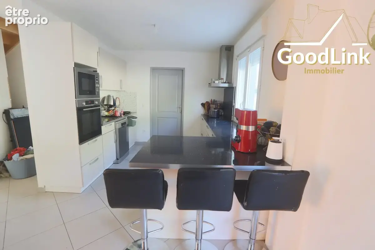 Maison 6 pièces 132 m² à vendre à Vaux-Sur-Seine (78740) - photo 5