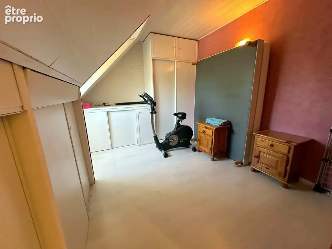 A VENDRE - Maison TRIE CHATEAU - 5 chambres - 122 m2/ Garage / Dépendance/ 1000 m² terrain - photo 11