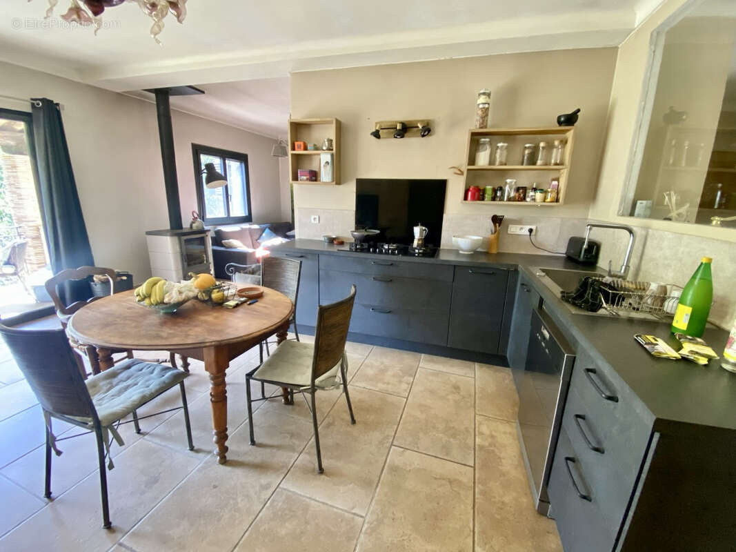 Maison à SAINT-VALLIER-DE-THIEY