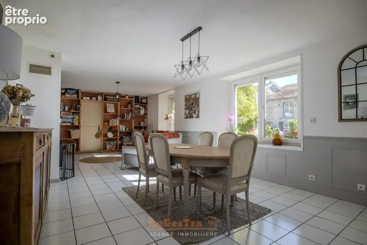 Maison avec dépendances / Remoncourt - photo 2