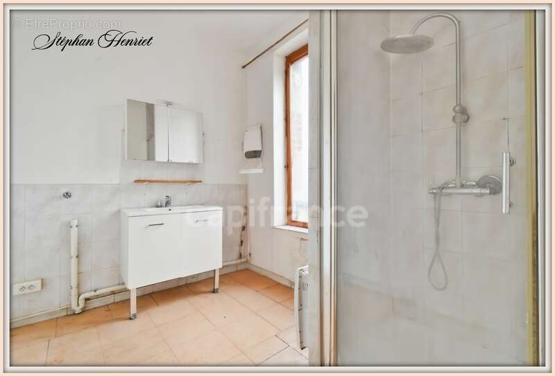 Appartement à VOUZIERS