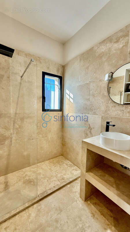 Maison à ARPAILLARGUES-ET-AUREILLAC