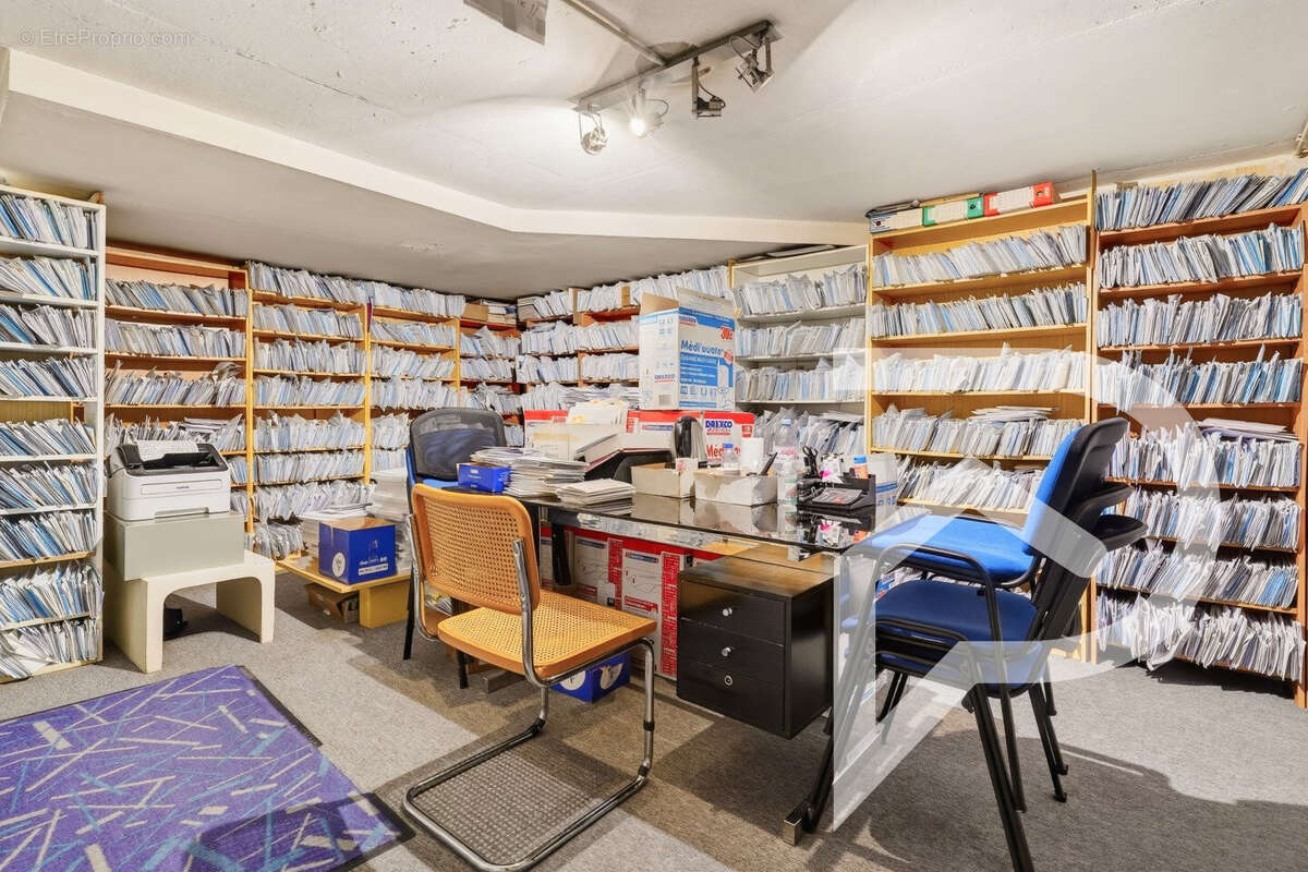 Local professionnel - photo 12