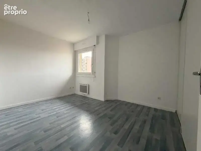 Appartement 2 pièces 45 m² à vendre à Vesoul (70000) - photo 7