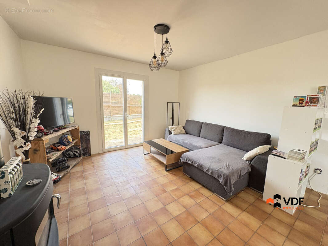 Maison 120 m² à Briennon  - photo 5