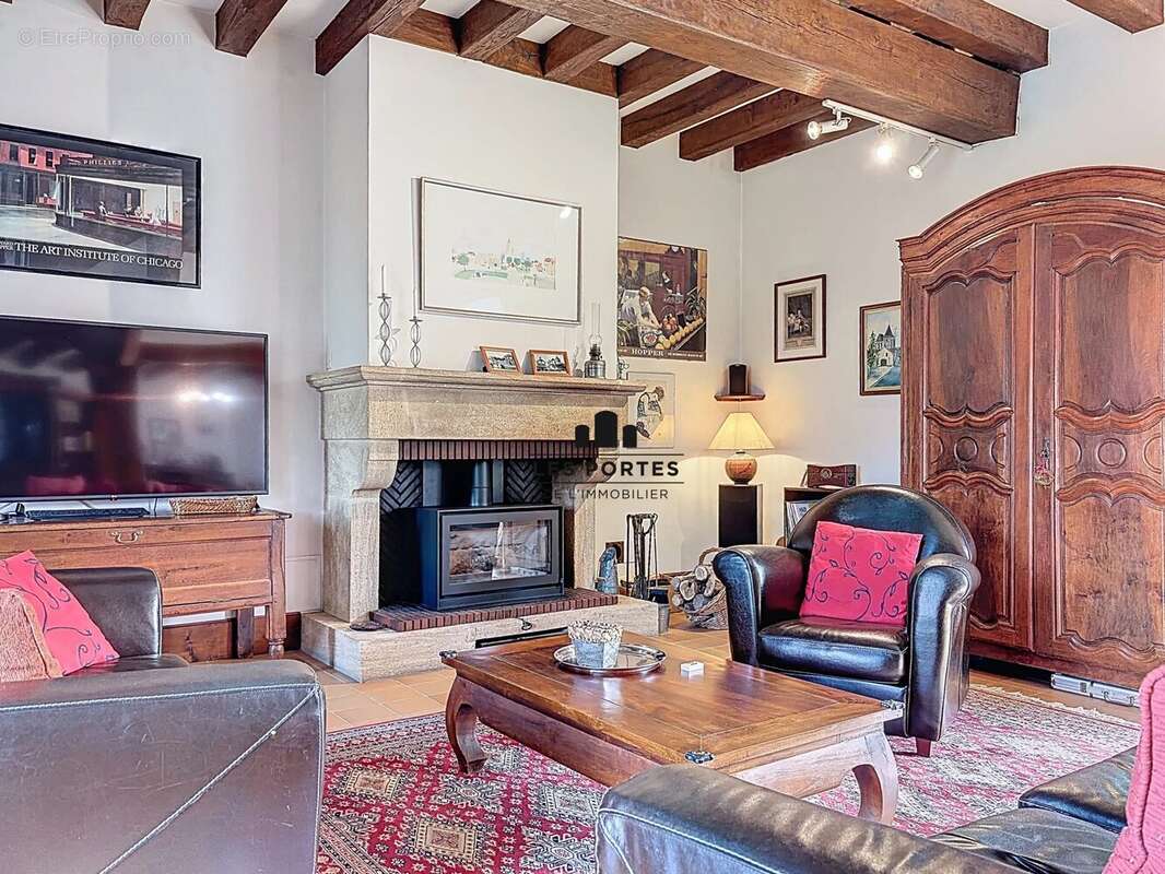 Maison à CHAMPCUEIL