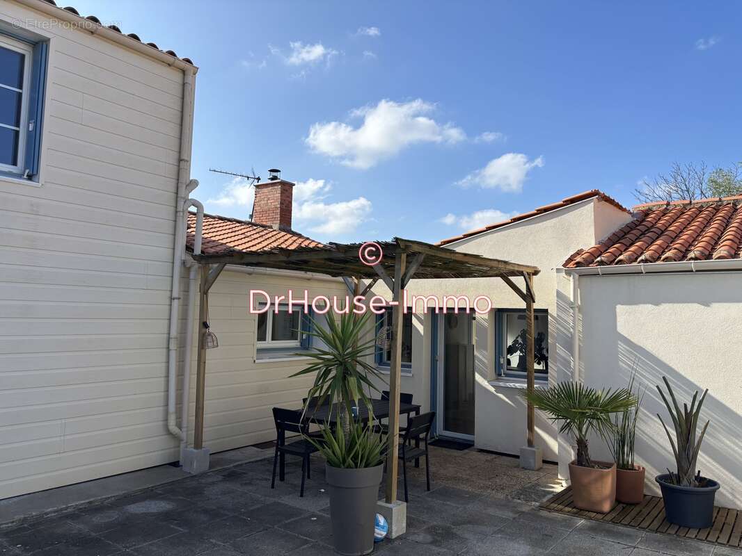 Maison à CHAILLE-LES-MARAIS