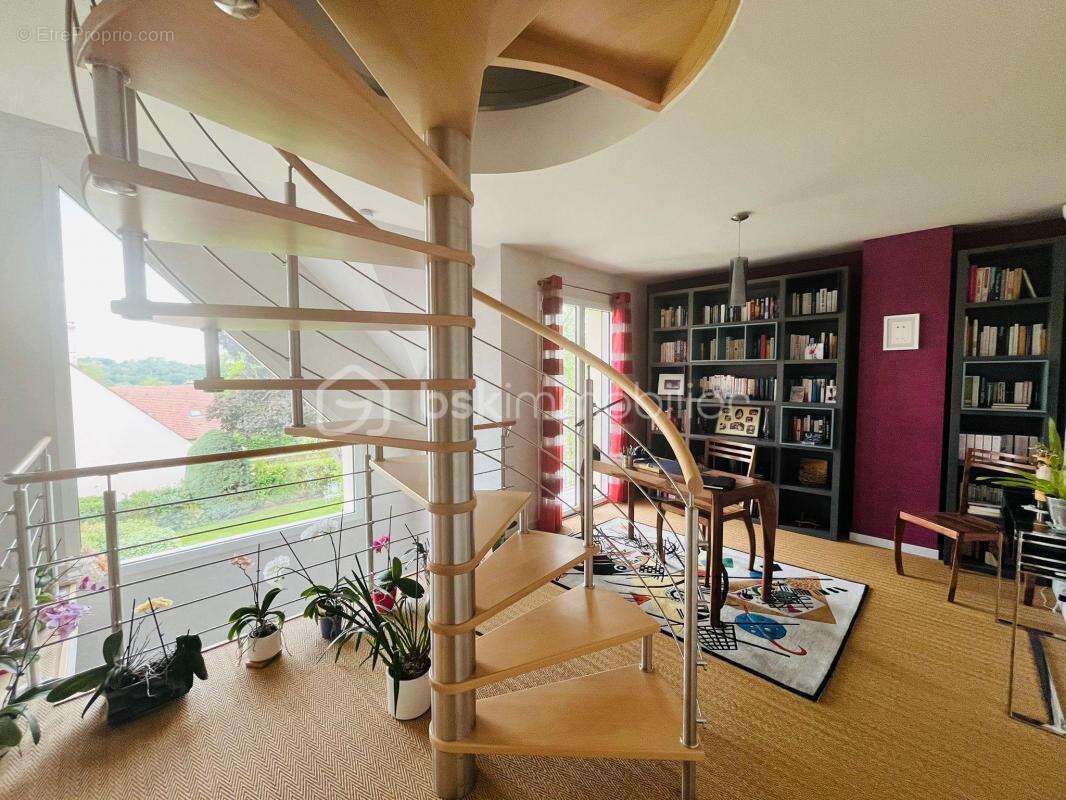 Maison à SOISY-SUR-SEINE