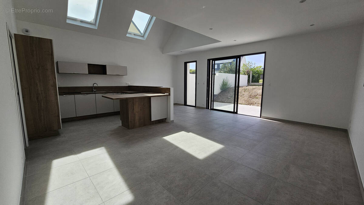 Maison à CAMARET-SUR-MER