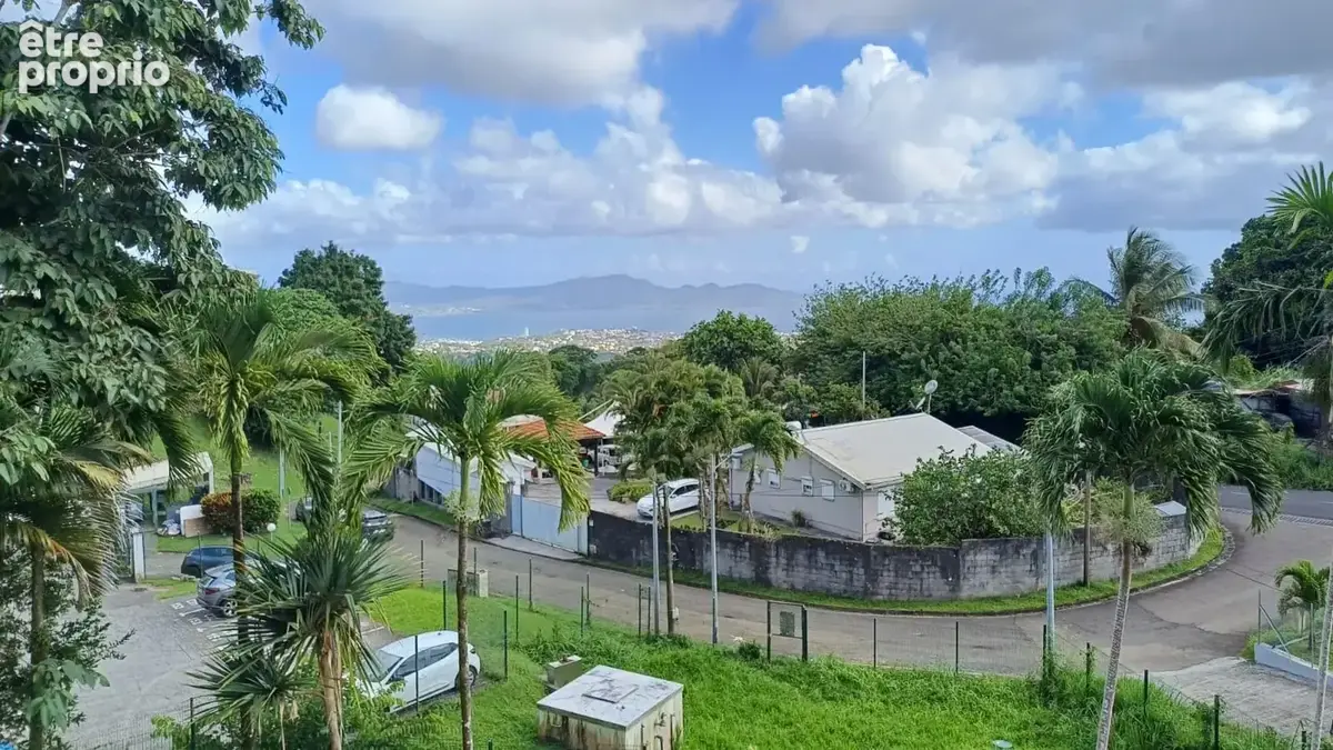 Appartement 87 m² à Fort-De-France  - photo 4