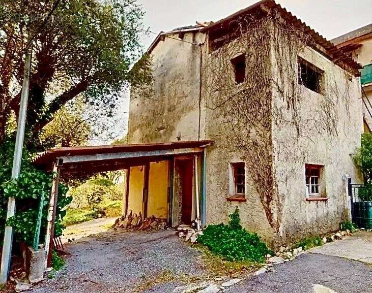 Maison à VILLENEUVE-LOUBET