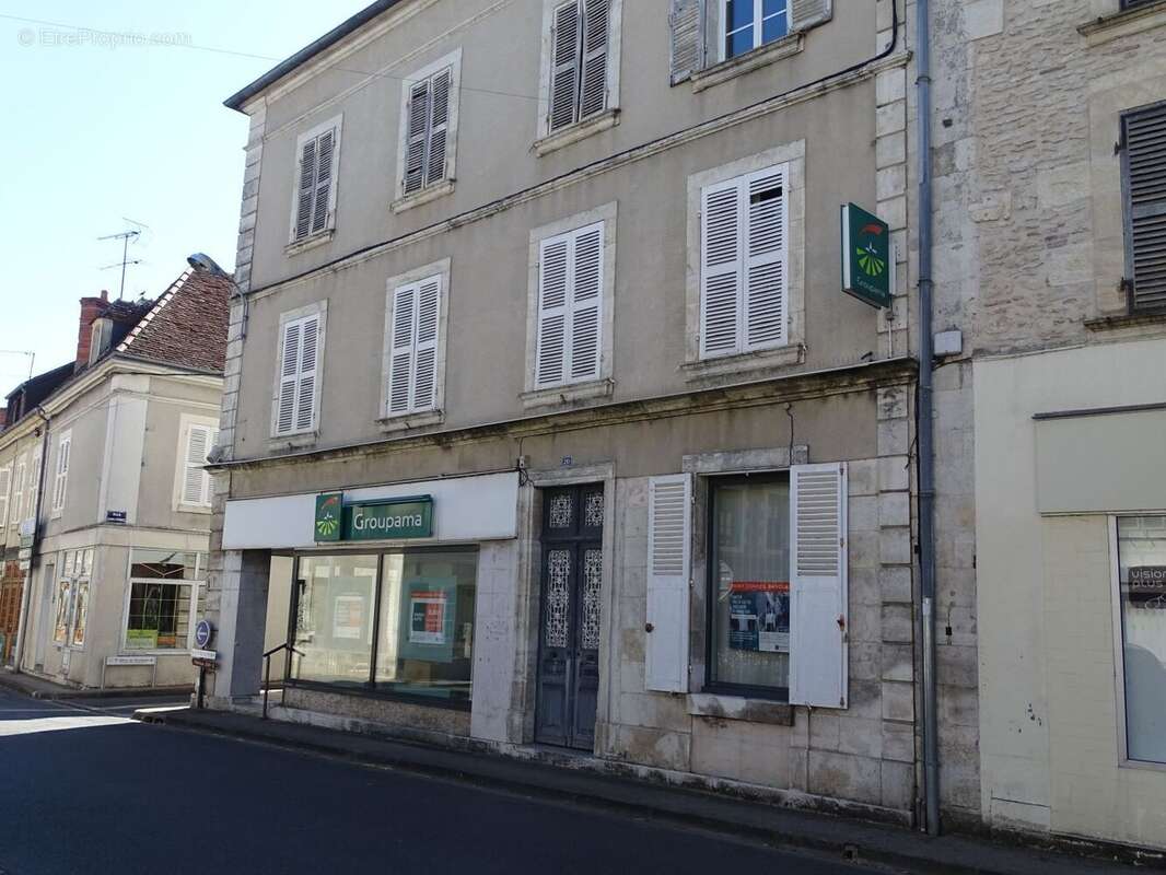 Appartement à LIGNIERES