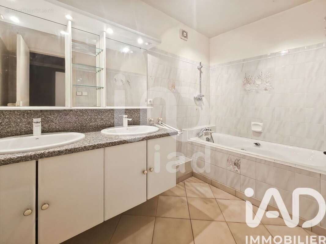 Photo 5 - Appartement à NIMES