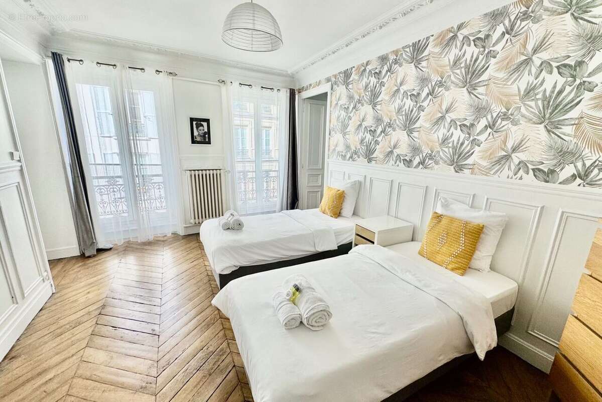 Appartement à PARIS-10E