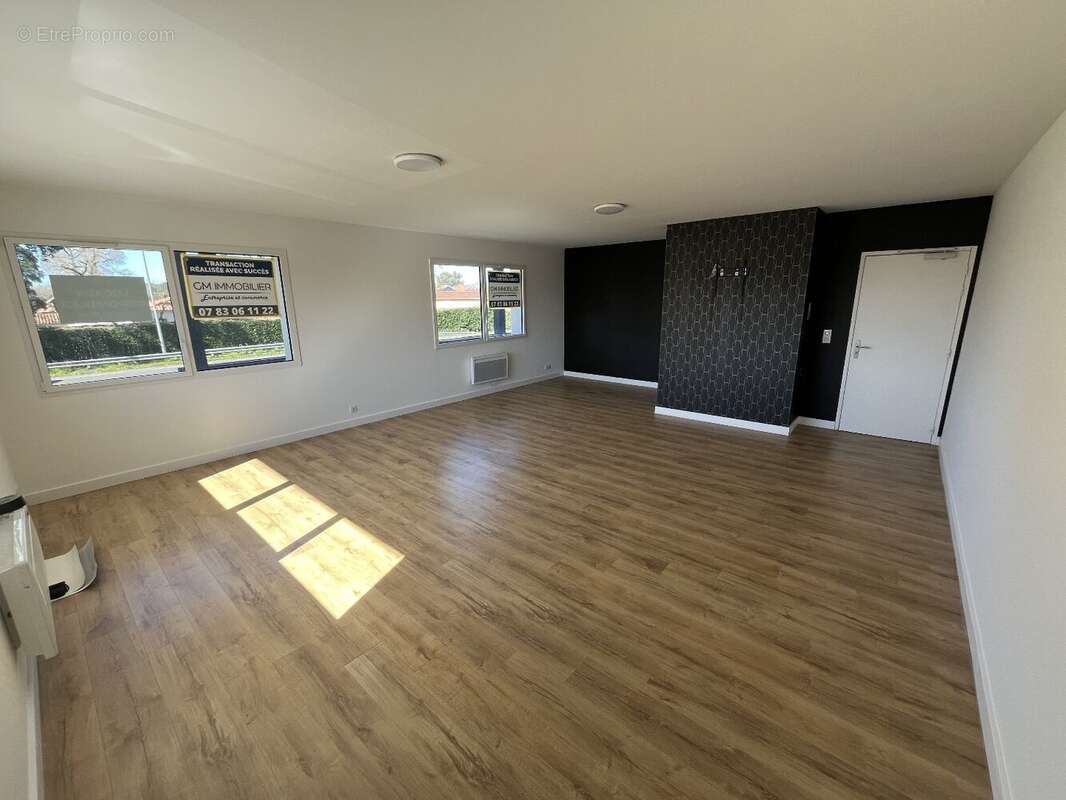 Commerce à BENESSE-MAREMNE