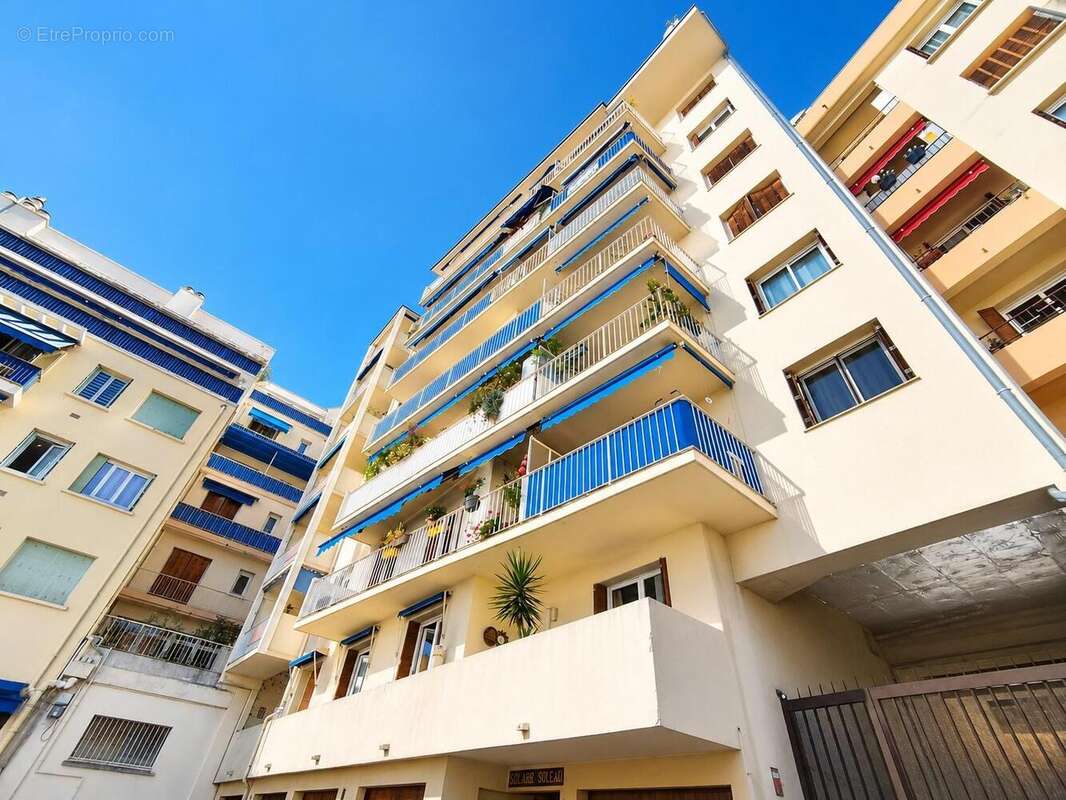   - Appartement à NICE
