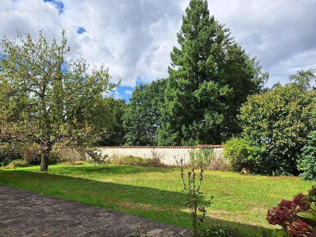 Maison à MAINE-DE-BOIXE